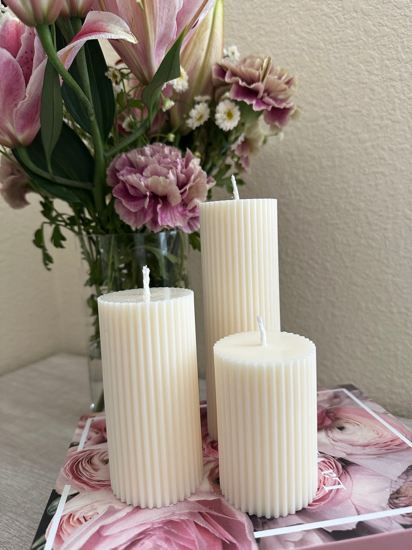 Ribbed Trio Pillar